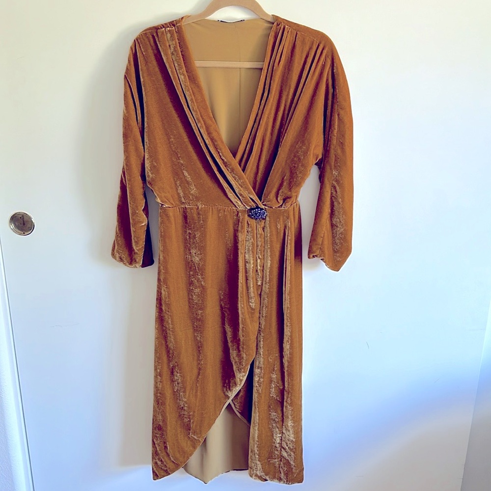 Mango Velvet Lined  Wrap Midi Dress US 6 Brooch Accent Button Orange Gold Color